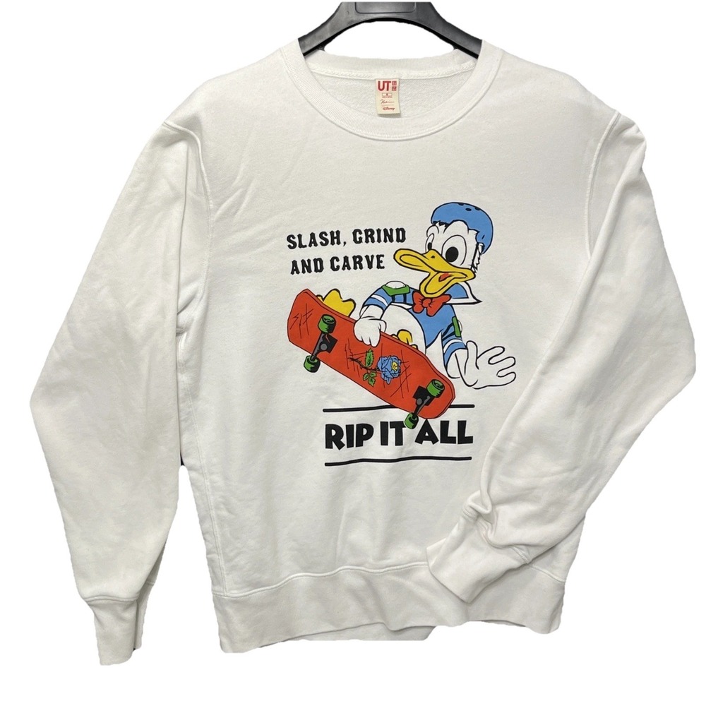 Uniqlo‎ Disney Donald Duck "Rip It All" Skate Crewneck Sweatshirt Mens Medium